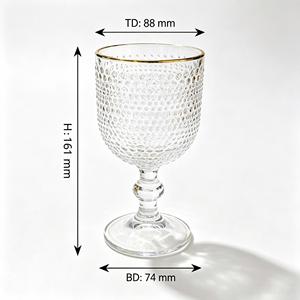 Raymond handgemaakte kristallen rode wijnglas met knopvormige steel & gouden rand voor thuisbar, proeverij, vintage wijnkelder decoratie - Product Image 5
