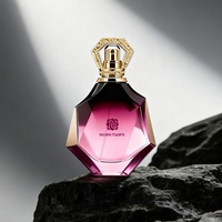 Flacon de parfum de luxe personnalisé 50 ml 100 ml, fond épais avec formes uniques, flacon de parfum en verre coloré et logo sur le dessus
