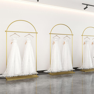 <span class=keywords><strong>Tienda</strong></span> de boutique nupcial, bastidores de ropa bonitos de alta resistencia y soporte de ropa, estante de exhibición de vestido de boda para colgar ropa - Product Image 1