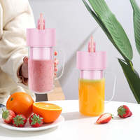 Blender et extracteur de jus portables, style bouteille Mason avec paille, disponible
