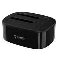 Base de disque dur à double baie de vente chaude transfrontalière lecteur hors ligne Base de disque dur de Port série SATA externe 2.5/3.5 pouces