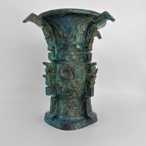 Symbole du patrimoine culturel chinois Ancien navire à vin Cadeau Premium Cérémonial chinois en bronze pour les collectionneurs <span class=keywords><strong>d</strong></span>'historiens - Product Image 1