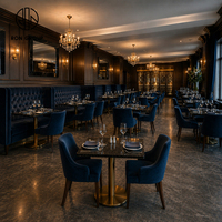 Ensemble de meubles sur mesure Ron Group, table carrée en marbre, chaise rembourrée en velours, banquette bleue à dossier haut capitonnée pour restaurant