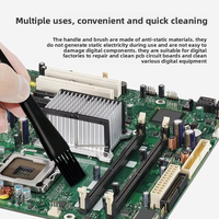 Ensemble de 7 brosses en nylon de qualité industrielle avec poignées en plastique pour le nettoyage des téléphones portables, des claviers d'ordinateur, des rasoirs, des fentes de voiture