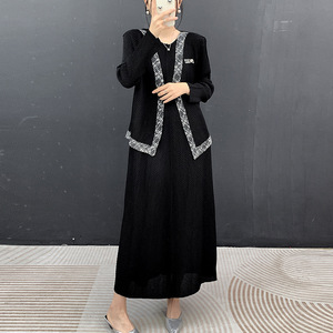 Traje Plisado PY Miyake, Otoño 2026, Nuevo Cárdigan Plisado + Falda con Chaleco, Conjunto de Dos Piezas, Holgado, Talla Grande, para Mujer - Product Image 2
