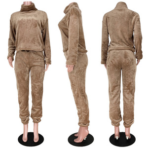 Alla moda peluche caldo e soffice completo da <span class=keywords><strong>donna</strong></span> tinta unita nero bianco <span class=keywords><strong>rosa</strong></span> 2 pezzi per <span class=keywords><strong>donna</strong></span> girocollo a manica lunga Fuzzy orsacchiotto da <span class=keywords><strong>donna</strong></span> - Product Image 4