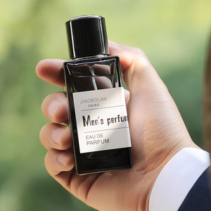 Venta al por mayor de fábrica, botella atomizadora de <span class=keywords><strong>Perfume</strong></span> de lujo de 50ml, bomba recargable de vidrio vacía, tapón de goma para jabón líquido, Etiqueta Privada - Product Image 6