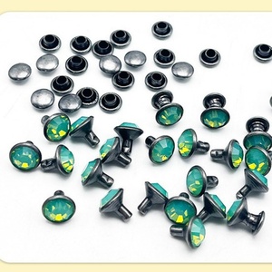 Clous tubulaires colorés pour accessoires de vêtements DIY, pièces de sacs avec strass et rivets pour vêtements - Product Image 1