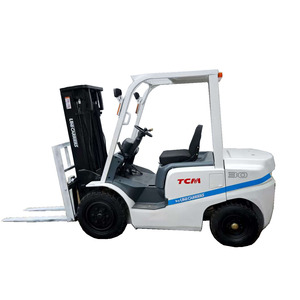 Montacargas Diésel Usado TCM FD30 de 3 Toneladas con Desplazador Lateral Hidráulico, Mástil de Dos Etapas, Altura de Elevación de 4.5m, Buen Estado - Product Image 1