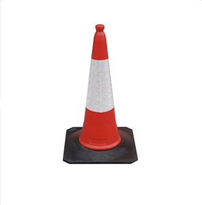 Cône de signalisation routière Wesure Safety 750 mm en EVA réfléchissant rouge et blanc, base 440x440 mm, haute visibilité - Product Image 1