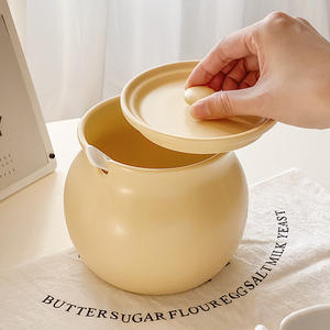 Pot <span class=keywords><strong>de</strong></span> <span class=keywords><strong>graisse</strong></span> en céramique <span class=keywords><strong>de</strong></span> couleur crème <span class=keywords><strong>de</strong></span> grande taille Pot d'huile <span class=keywords><strong>de</strong></span> piment <span class=keywords><strong>de</strong></span> saindoux avec couvercle - Product Image 5