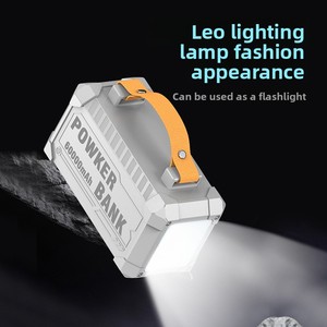 Batterie externe haute capacité 80000mAh 60000mAh, charge rapide 22.5W, chargeur <span class=keywords><strong>portable</strong></span>, 4 câbles intégrés, lumière LED, camping en plein air, 4 USB - Product Image 4