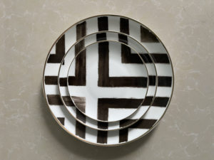 Porcelana tradicional blanca de 10 pulgadas, respetuosa con el medio ambiente, fácil de limpiar, juego de platos de <span class=keywords><strong>cena</strong></span> para decoración de fiestas, planificación de eventos de forma redonda - Product Image 3