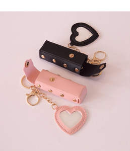 Estuche para Lápiz Labial de Cuero con Forma de Corazón, Moderno, Portátil, con Espejo de Maquillaje, Llavero, Accesorio para Bolsos, Suministro al por Mayor - Product Image 3