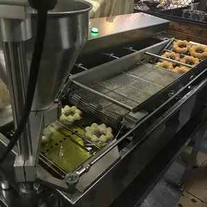 Mini máquina de fritura elétrica, fabricante totalmente automático de bolos, rosquinhas, fritadeira, fabricante de mochi