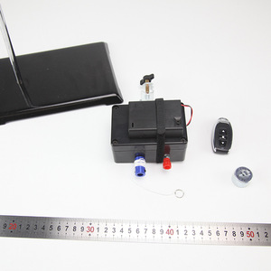 El nuevo estándar curricular para medir la velocidad implica un dispositivo que acciona un motor para propulsar un objeto en un movimiento lineal uniforme. - Product Image 5