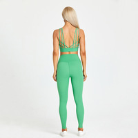 Couleur néon Logo personnalisé Sports chauds ensemble de costumes de sport femmes Fitness entraînement 2 pièces ensemble Gym Yoga vêtements