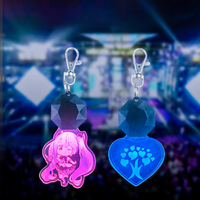 Porte-clés LED personnalisable en gros porte-clés lueur en acrylique de 15 couleurs RVB porte-clés léger écologique pour la publicité d'anniversaire