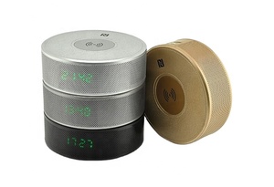Altavoz Portátil Jy29C Bluetooth con Bajos Extra, Amplificador Integrado de 15 W, Cargador Inalámbrico con Luz y Reloj - Product Image 3