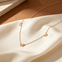 Collier ras du cou avec pendentif papillon pavé, petit et délicat, cadeau de Noël pour elle, fournisseur Or Platine