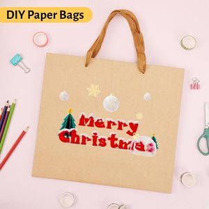 Sac en papier kraft de Noël avec poignées torsadées, impression feuille d'aluminium, sac cadeau artisanal, style plat standard - Product Image 3