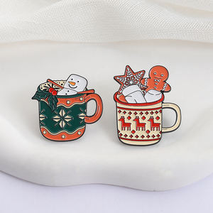Broches de esmalte navideños creativos con diseños de muñeco de nieve, galleta de jengibre, bebida y copa de ciervo de <span class=keywords><strong>David</strong></span>, insignias de solapa, regalo para niños y amigos - Product Image 3
