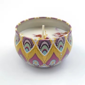 Meilleures ventes en stock – Coffret cadeau de bougies parfumées en cire de soja, en boîtes en fer blanc scellées avec bouchon en liège multicolores - Product Image 4