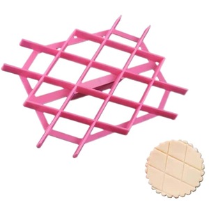 Diamond Plastic Fondant Cake Embossing Mold Cookie Chocolate Stamping Baking Tool Wedding Cake Decorating Supplies - Product Image 5