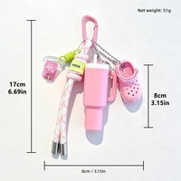 Breloques porte-clés mini-gobelets créatifs en PVC, série sport (bouteille d'eau, chaussures, écouteurs, fitness), accessoires de sac et pendentifs, vente en gros