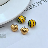 Demandez le catalogue : Boucles d'oreilles clous TB, Bijoux, Cadeau élégant, Mode, Anniversaire, Pierre en forme de cœur, Perles de miel, Vente en gros, Pierre ronde, Boule cadeau