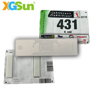 Dogbone <span class=keywords><strong>smartrac</strong></span> U8 UHF <span class=keywords><strong>RFID</strong></span> ISO/IEC 18000-6c giao thức 100000 Ghi chu kỳ không thấm nước dài Phạm vi đọc/ghi đua thời gian BIB tag - Product Image 1