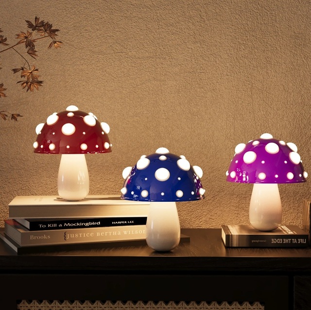 Creative Modern Minimalist Mushroom Table Lamp Touch Control Built-in Battery Bedroom Bedside Atmosphere Lamp Student Dormitory