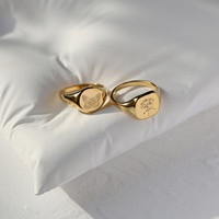 Bague signet personnalisable avec gravure de logo, nom, fleur, rose, animal, papillon pour femmes