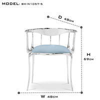 Chaise d'appoint en laiton plaqué argent, design moderne, faite à la main, avec assise en velours, pour salle à manger et salon