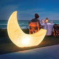Lampe de pelouse extérieure, lampe de lune, Design d'ambiance de fête, lampe de croissant de cour créative