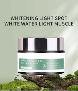 <span class=keywords><strong>Crème</strong></span> <span class=keywords><strong>visage</strong></span> anti-âge naturelle optimale à 2,5 % de rétinol et 10 % d'acide hyaluronique, améliore la texture de la peau, améliore <span class=keywords><strong>le</strong></span> teint, désobstrue les pores, protège - Product Image 2