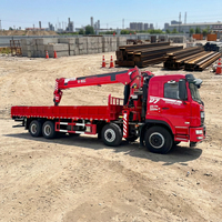 Grue télescopique 14T montée sur camion avec limiteur de moment informatisé – Équipement de levage robuste