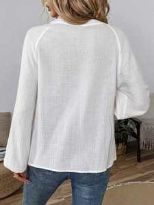 Großhandel Damen V-Ausschnitt Baumwoll-Bluse mit Stickerei Langarm Bestickte Bluse - Product Image 4