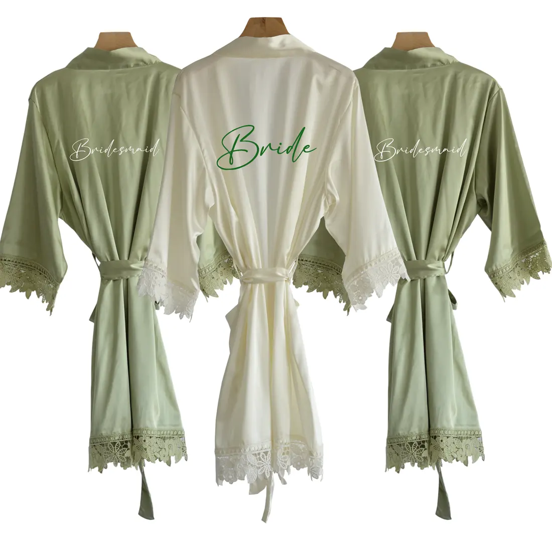 Bata de encaje con logotipo personalizado para dama de honor, vestido de novia de satén de seda con estampado bordado