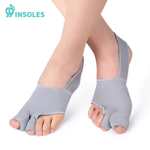 99 semelle intérieure Teen Elastic Bunion Corrector Et <span class=keywords><strong>Hallux</strong></span> <span class=keywords><strong>Valgus</strong></span> Bunion Corrector Big Toe Réglable Bunion Chaussettes Stress <span class=keywords><strong>Hallux</strong></span> <span class=keywords><strong>Valgus</strong></span> - Product Image 1