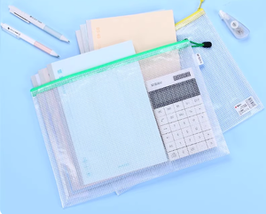 Bolsa de Embalaje para Alimentos, Transparente, Multicolor, con Frente de PVC Laminado, Metálica, Plana, Impermeable por un Lado, Impresa en Huecograbado, de 0.1 mm de Grosor - Product Image 3