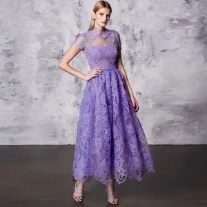 女士紫色纯色a款短袖休闲连衣裙2021女士优雅性感蕾丝镂空秋色休闲连衣裙