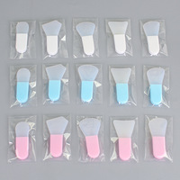 Nouveau maquillage outil facial Portable Mini beauté Silicone souple comme brosse manche court masque facial brosse