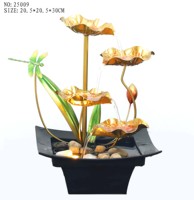 Fontaine de table intérieure à 4 niveaux en feuille de lotus Mini cascade de relaxation pour décoration de chambre Fontaine d'eau avec roches de rivière naturelles