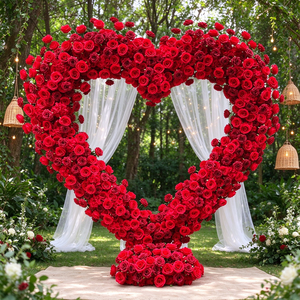 Arche de mariage romantique en forme de cœur avec roses rouges artificielles en soie pour la décoration de cérémonie en extérieur - Product Image 1