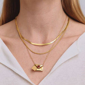 Collar con Colgante de Corazón Desmontable Minimalista J&D, Acero Inoxidable, Incrustaciones de Circonita Roja, Regalo de San Valentín para Mujer - Product Image 5