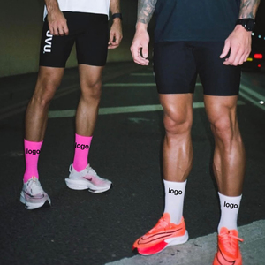 Nhà Máy Sản Xuất Chất Lượng Cao <span class=keywords><strong>Coolmax</strong></span> Chạy Vớ Biểu Tượng Tùy Chỉnh Đi Xe Đạp Hiệu Suất Thể Thao Chạy Crew Đệm Vớ Người Đàn Ông - Product Image 3