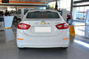 <span class=keywords><strong>รถ</strong></span><span class=keywords><strong>มือ</strong></span><span class=keywords><strong>สอง</strong></span>ขนาดกะทัดรัด<span class=keywords><strong>เชฟ</strong></span>โรเลตครูซ2018 SAIC-GM <span class=keywords><strong>รถ</strong></span>ซีดาน5-seater คุณภาพสูงพร้อมพวงมาลัยซ้าย - Product Image 5