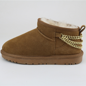 Mesdames court mini en peau de mouton bottes avec la chaîne retour - Product Image 2