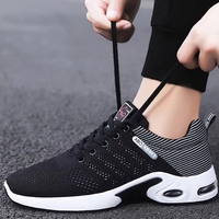 Nouvelles Chaussures de Basketball Respirantes à Lacets avec Tige en Maille, Antidérapantes, à Semelle Épaisse et Souple, pour Hommes et Étudiants, Idéales pour le Sport en Extérieur Printemps-Automne